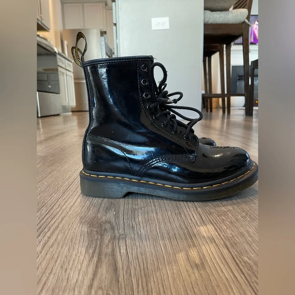 Dr. Martens Patten Leather - Picture 1 of 7